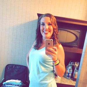 Meet your Posher, Jenny